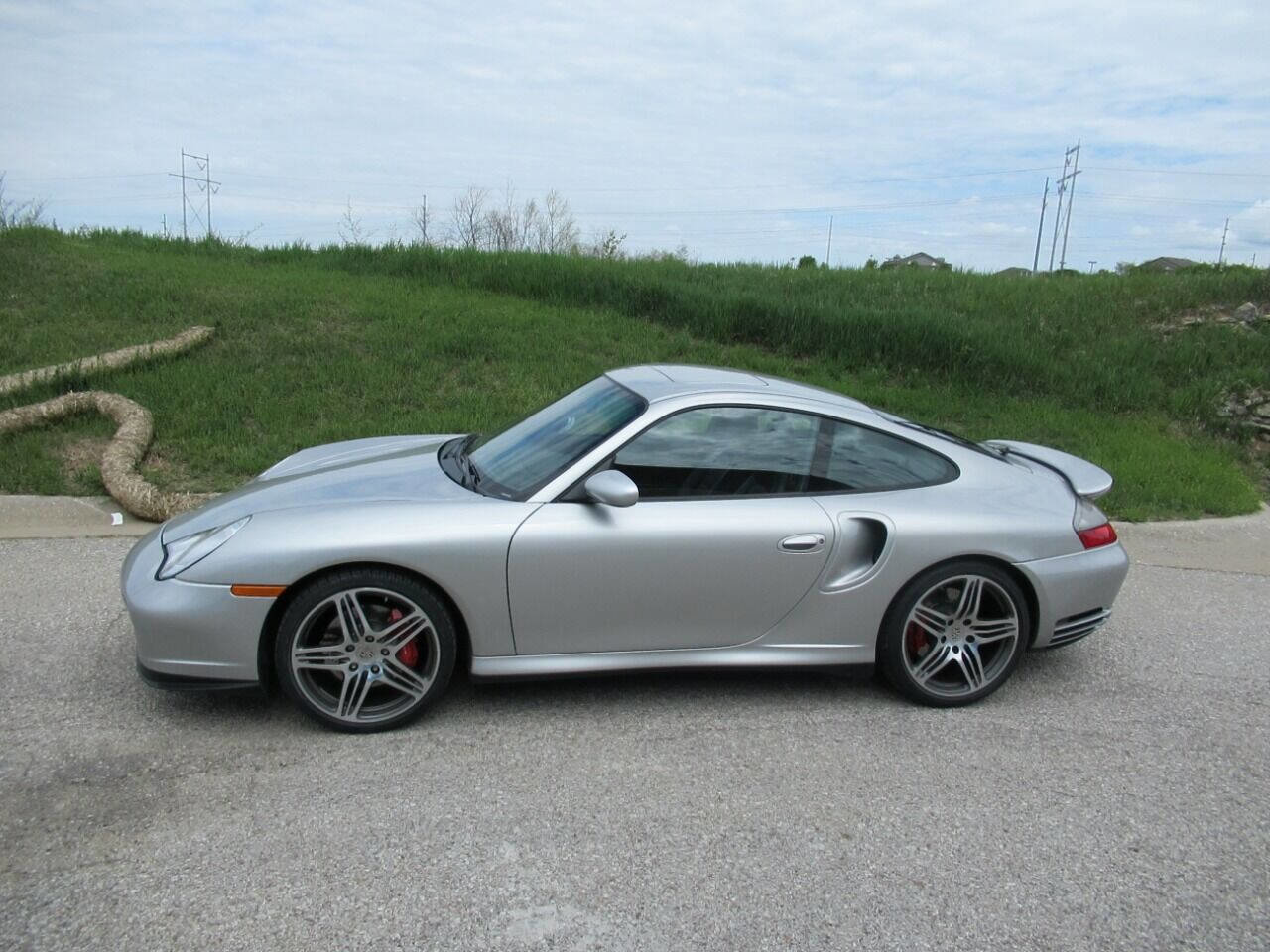 Used 2001 Porsche 911 Turbo image 1
