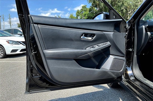 Used 2023 Nissan Sentra SV image 17