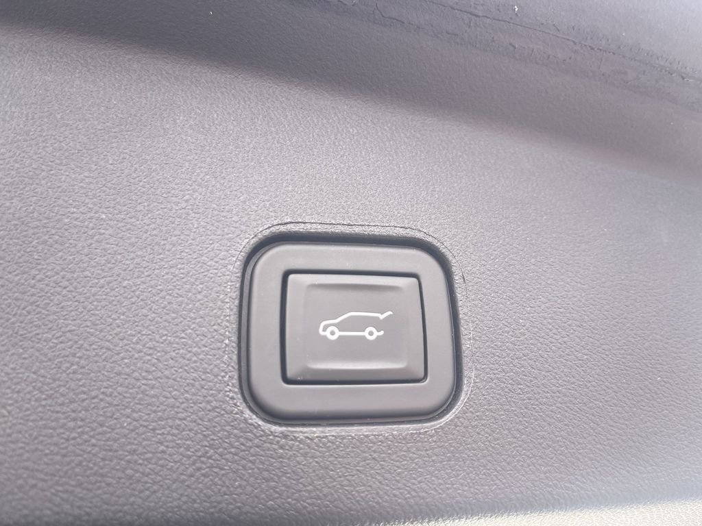 Certified 2024 Cadillac Lyriq Luxury w/ LPO, Floor Liner Package image 6