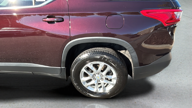 Used 2020 Chevrolet Traverse LT AWD/4WD image 39