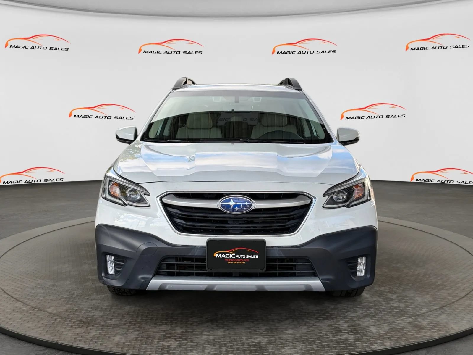 Used 2020 Subaru Outback Limited XT AWD/4WD image 3