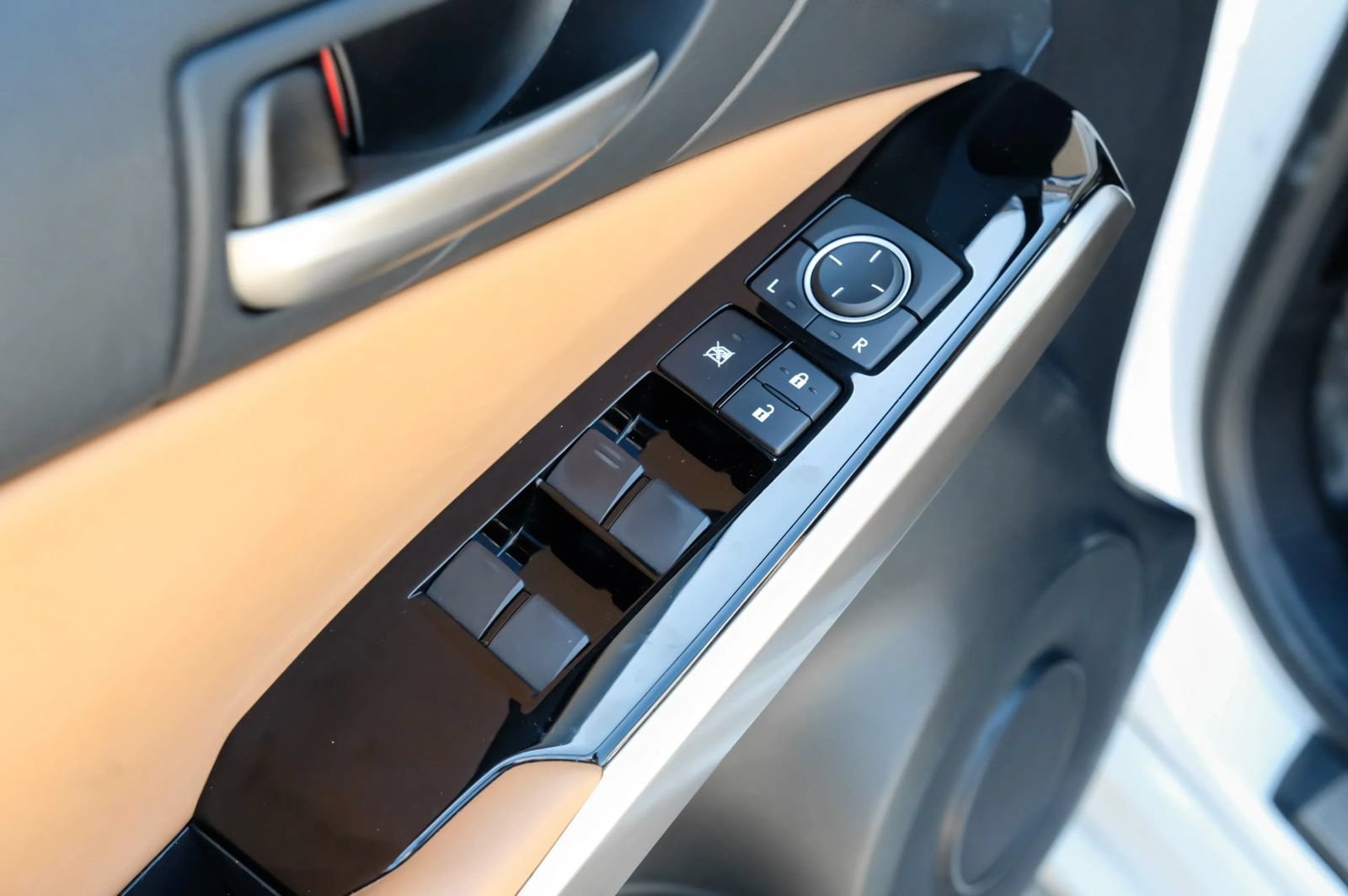 Used 2018 Lexus IS 300 AWD w/ Premium Package image 50