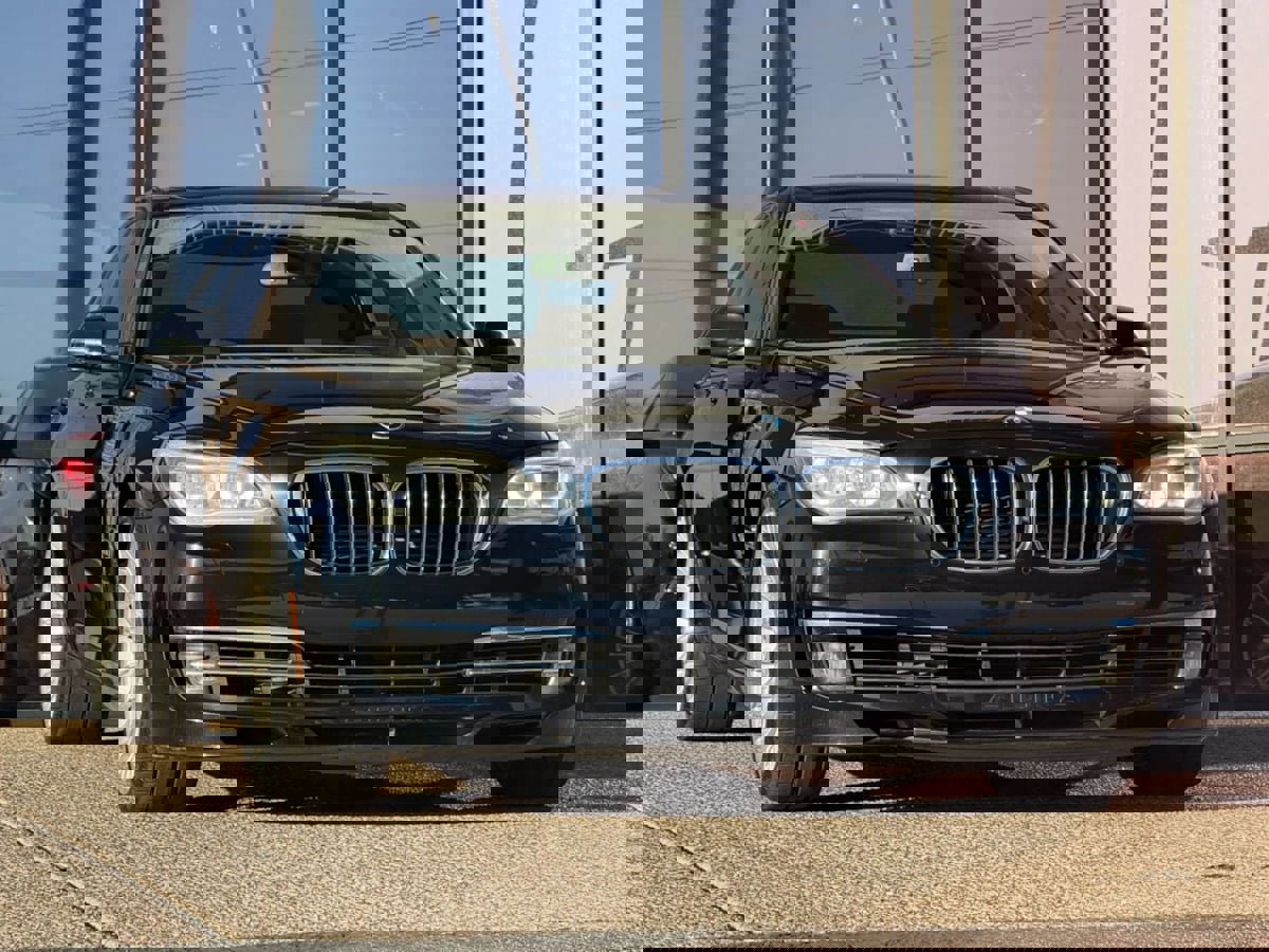 Used 2013 BMW ALPINA B7 image 19