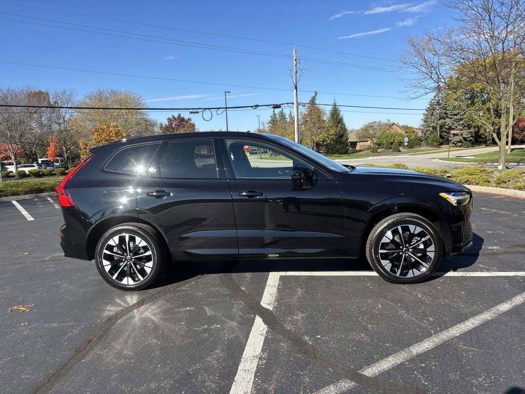 New 2026 Volvo XC60 B5 Plus w/ Protection Package Premier image 8