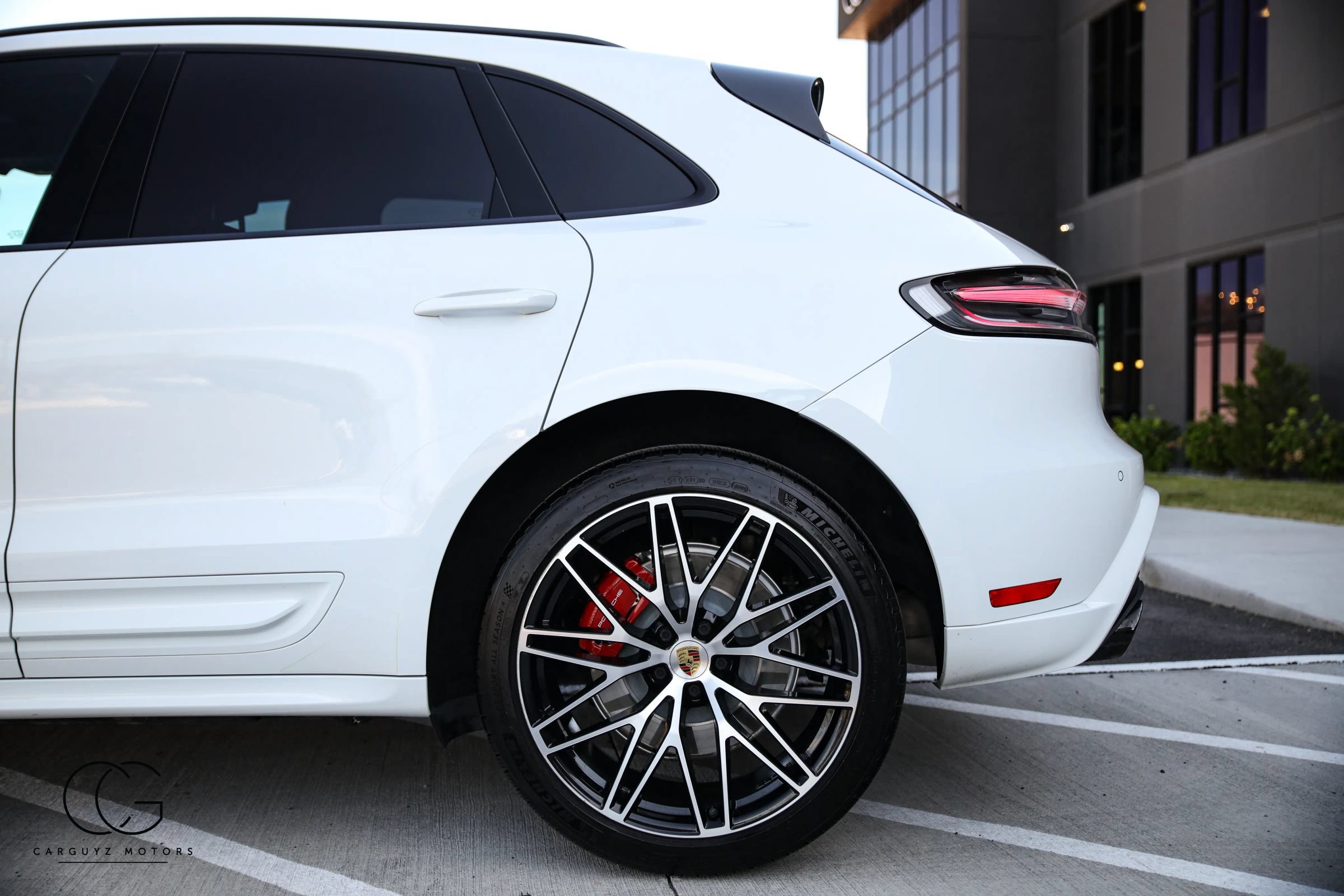 Used 2023 Porsche Macan GTS w/ Premium Package Plus AWD/4WD image 10