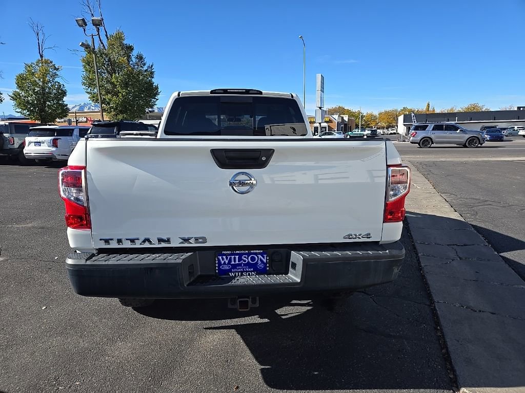 Used 2017 Nissan Titan S image 6