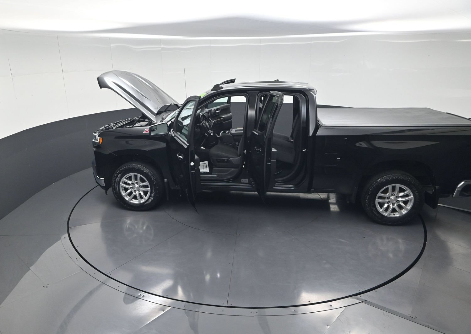Used 2019 Chevrolet Silverado 1500 LT w/ All-Star Edition AWD/4WD image 15