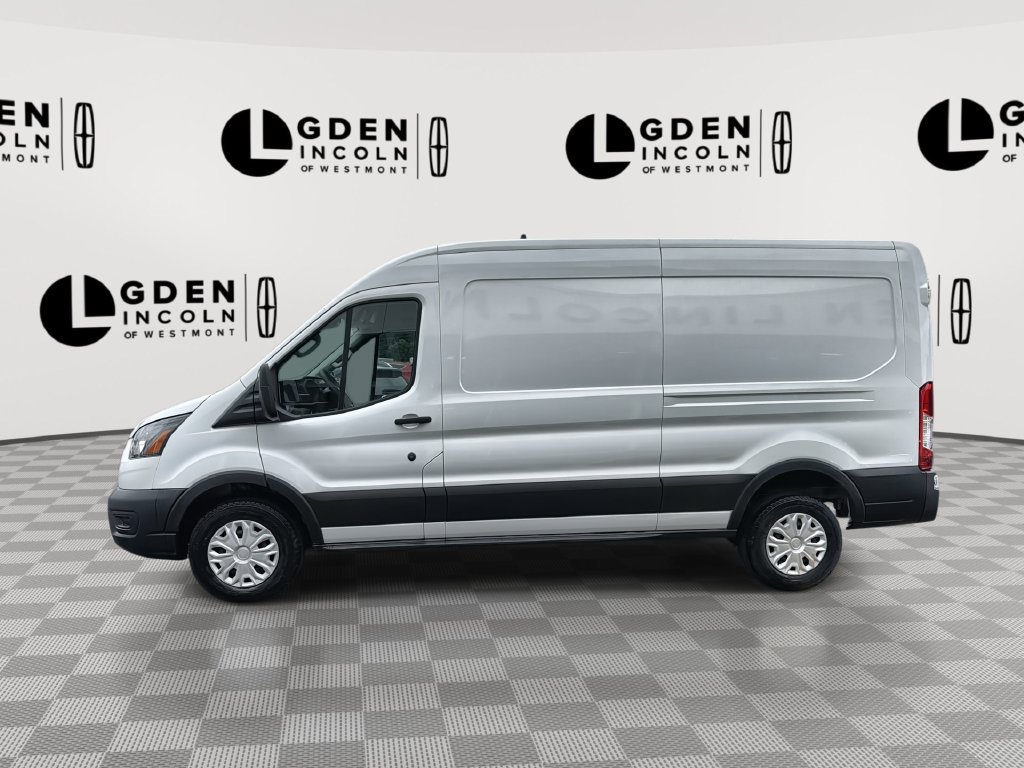 Used 2023 Ford E-Transit Medium Roof RWD image 5