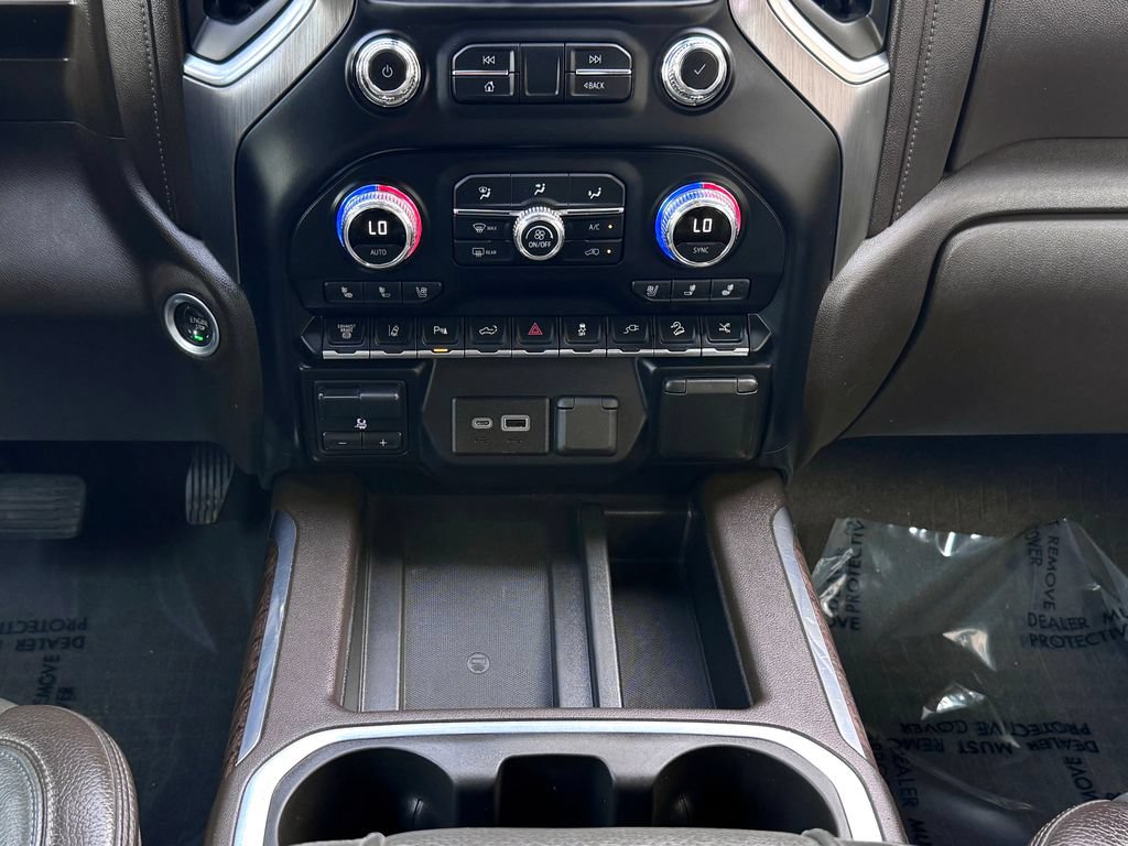 Used 2021 GMC Sierra 2500 Denali w/ Denali Ultimate Package AWD/4WD image 34