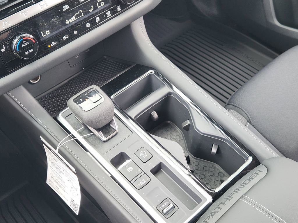 New 2026 Nissan Pathfinder SV image 15