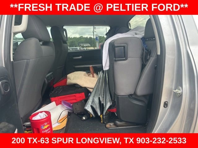 Used 2015 Toyota Tundra SR5 w/ SR5 Upgrade Package AWD/4WD image 18
