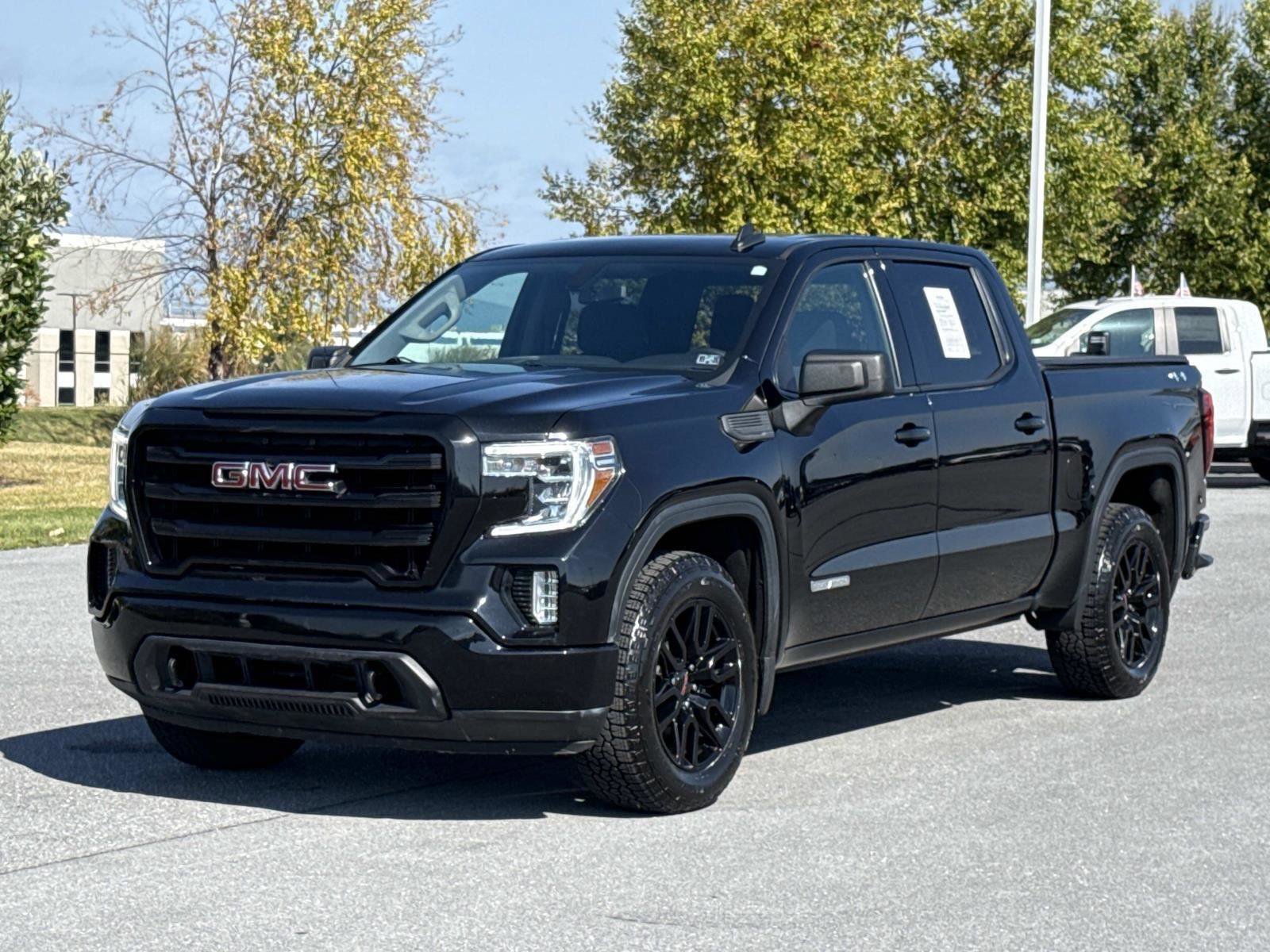 Used 2022 GMC Sierra 1500 Elevation image 27