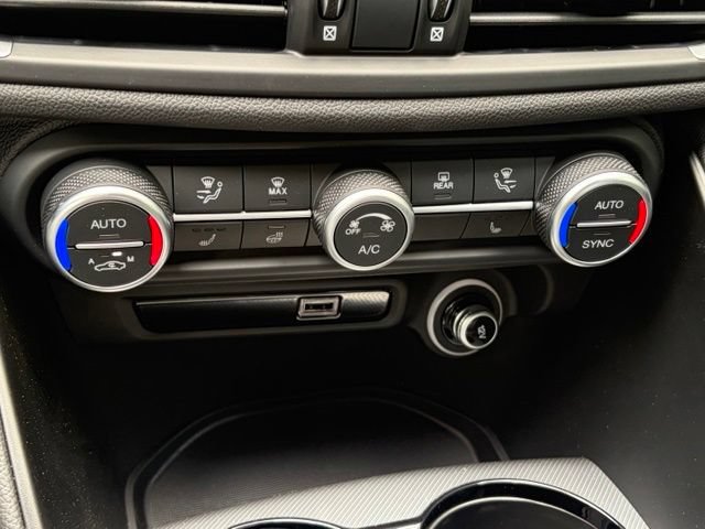New 2026 Alfa Romeo Giulia AWD w/ Driving Assist Package image 29