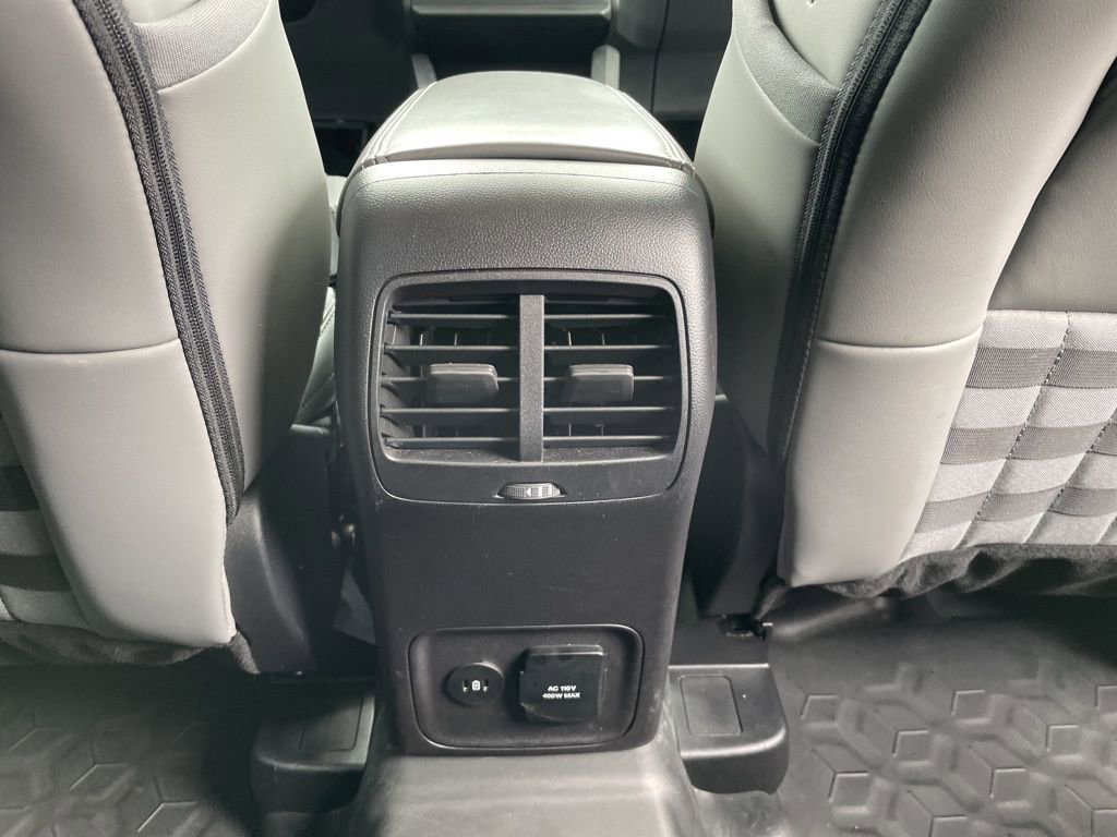 Used 2025 Ford Bronco Sport Badlands image 32