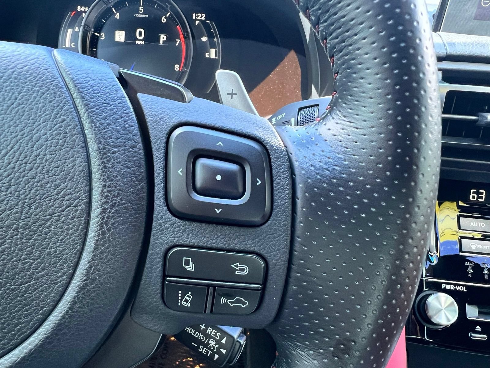 Used 2025 Lexus IS 350 F Sport w/ Navigation Package RWD image 38