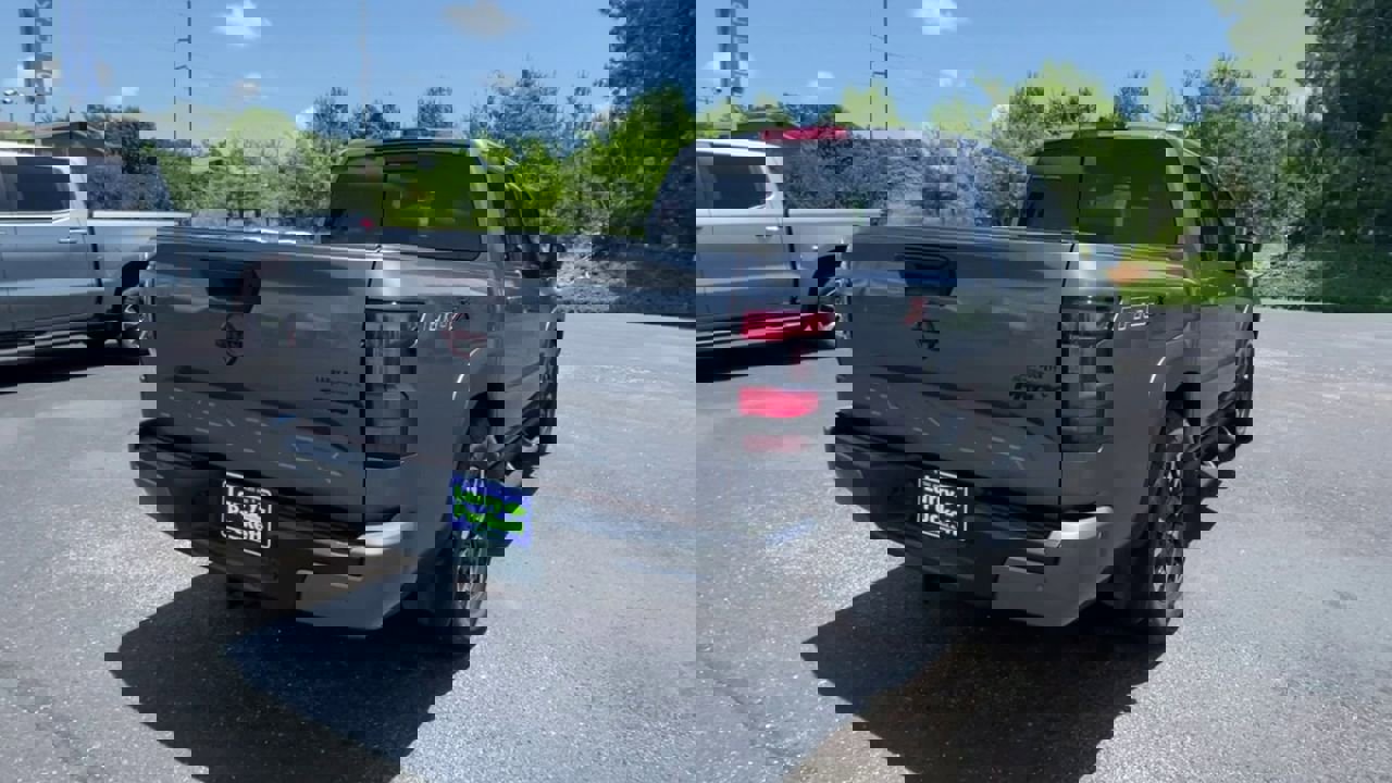 Used 2024 Nissan Frontier Pro-X w/ Pro Convenience Package image 8