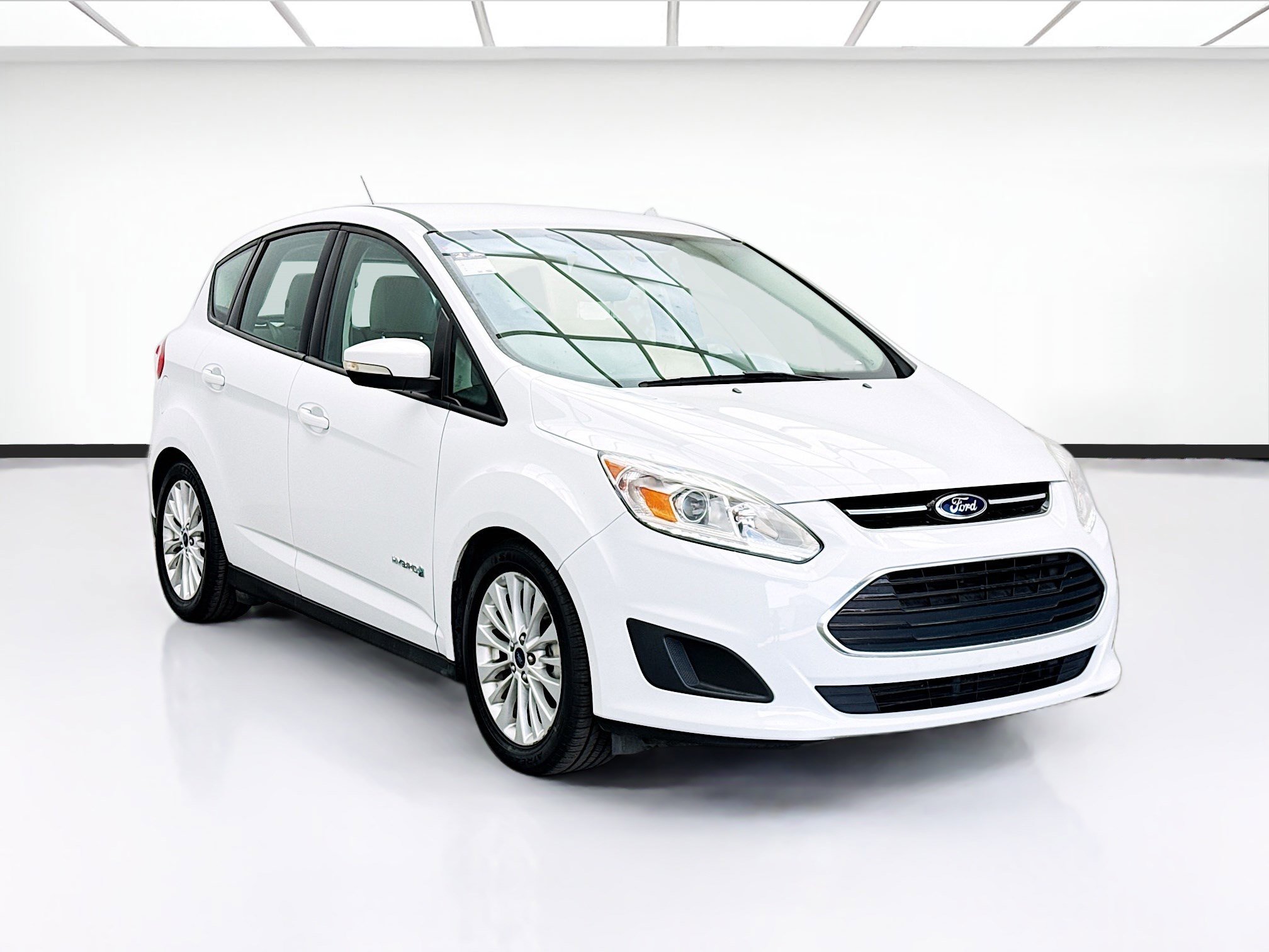 Used 2017 Ford C-MAX SE w/ Cargo Management Package FWD image 3