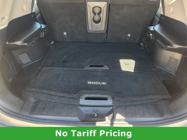 Used 2020 Nissan Rogue S FWD image 30