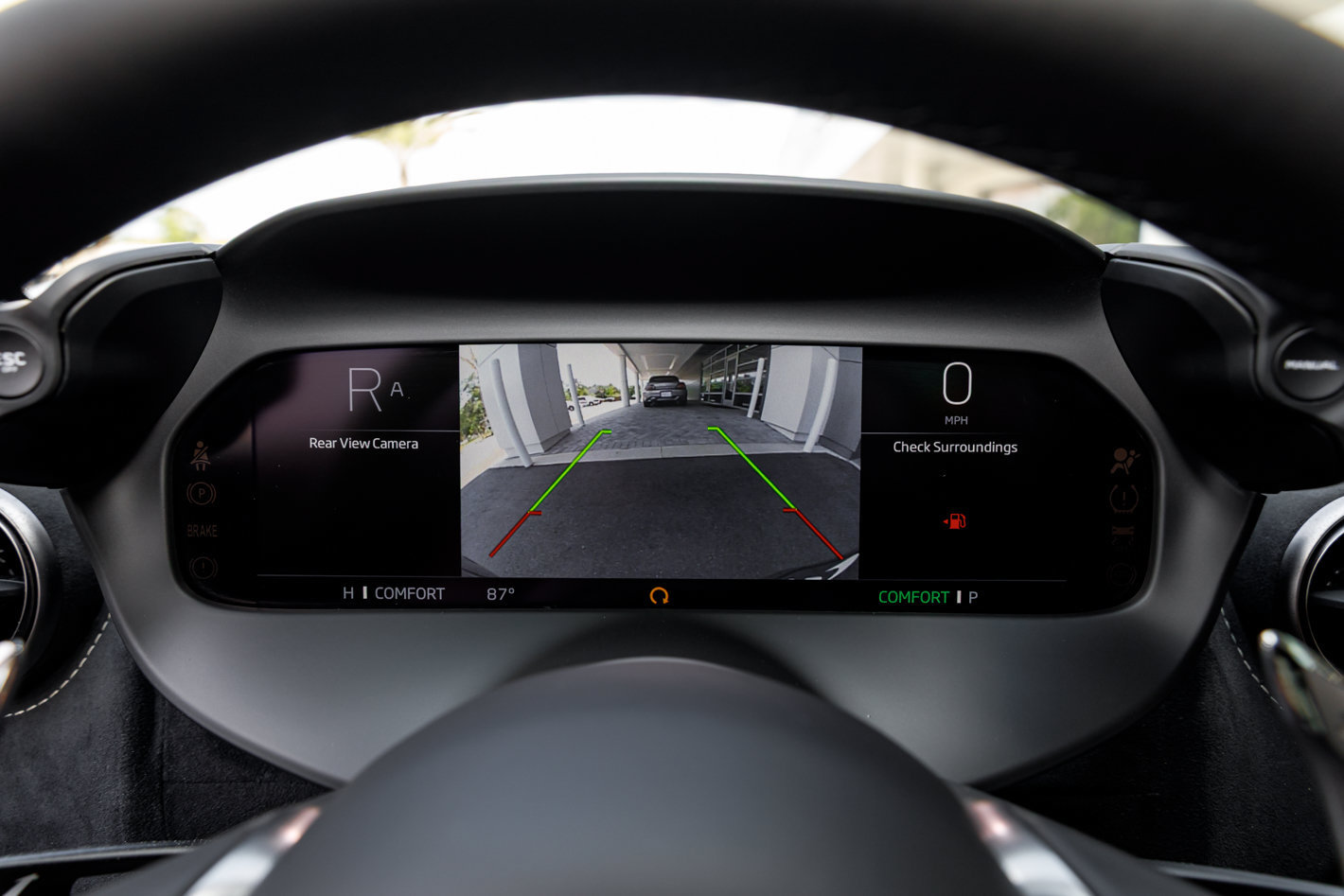 Used 2027 McLaren 750S RWD image 11