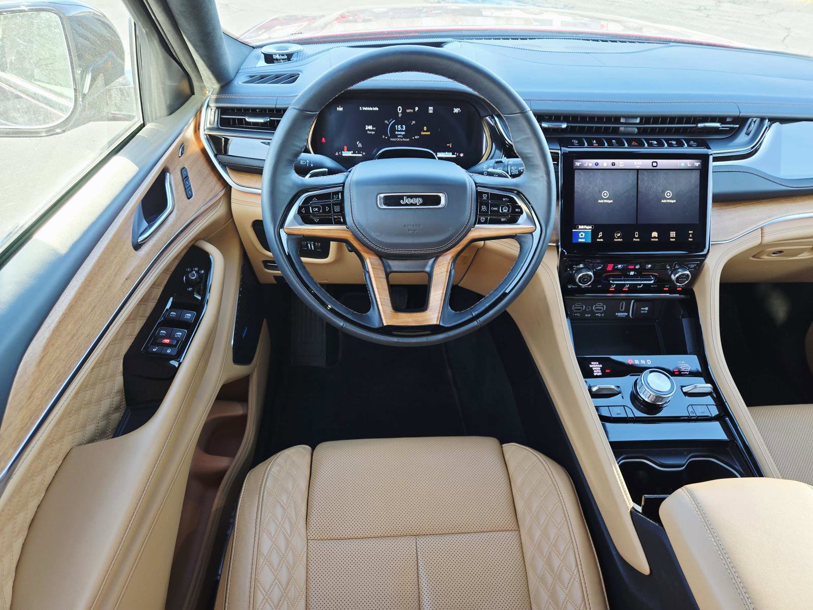 Used 2024 Jeep Grand Cherokee Summit image 12