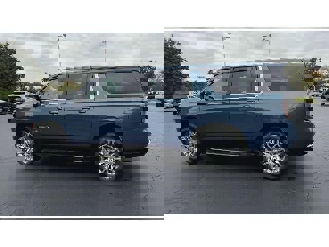 New 2026 Chevrolet Suburban LT w/ Comfort Package image 6