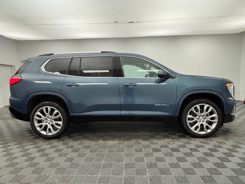 New 2026 GMC Acadia Denali w/ Super Cruise Package image 9
