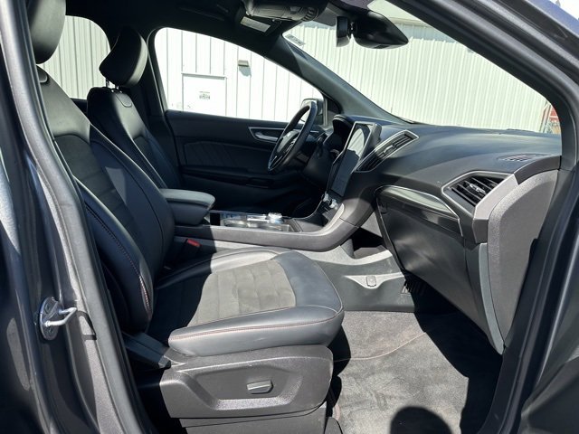 Used 2024 Ford Edge ST-Line image 8