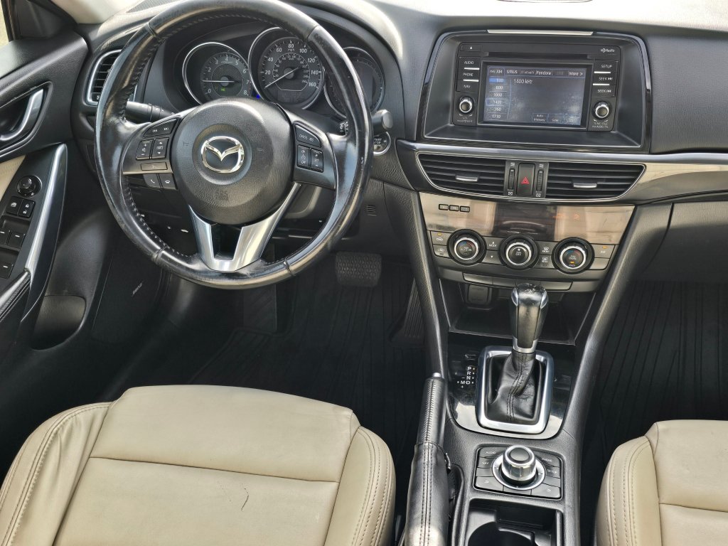 Used 2015 MAZDA MAZDA6 Touring w/ Touring Technology Package FWD image 3