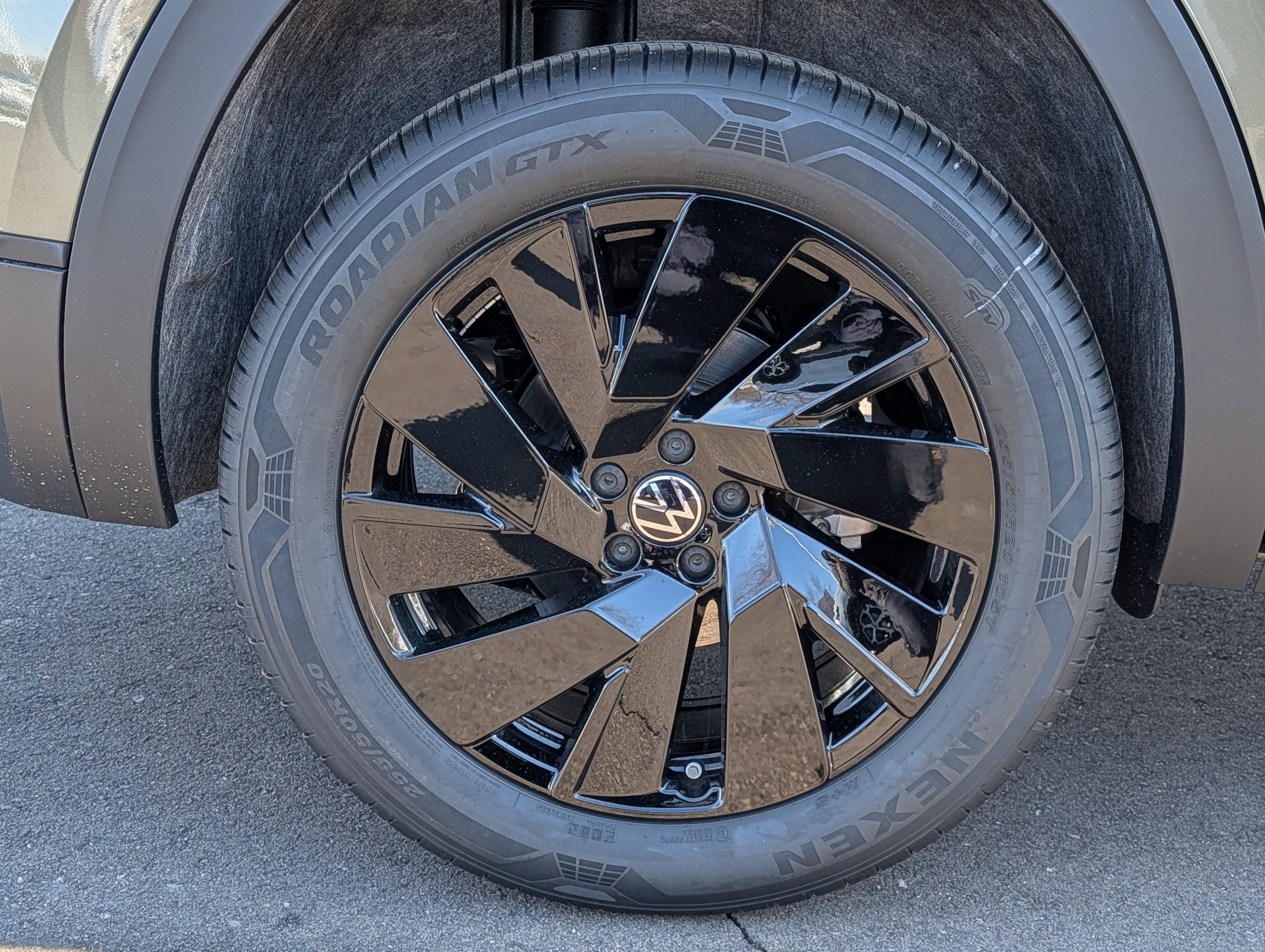 New 2026 Volkswagen Atlas SE AWD/4WD image 5