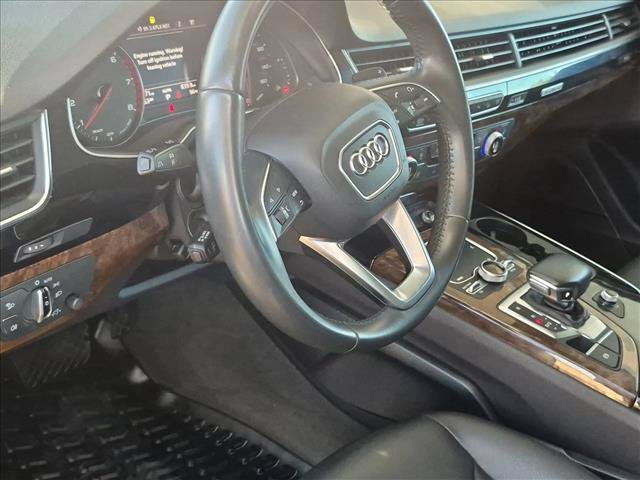 Used 2018 Audi Q7 3.0T Premium Plus AWD/4WD image 10
