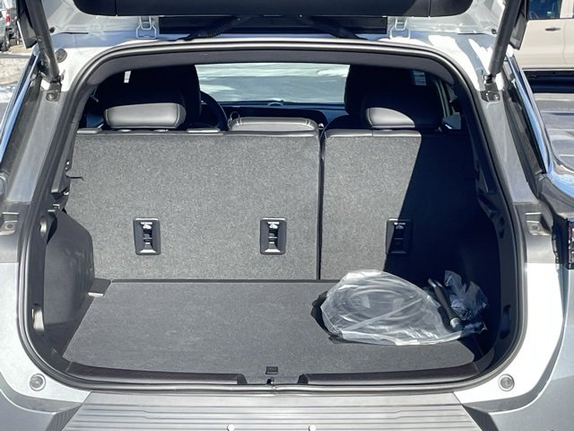 New 2026 Chevrolet Equinox EV LT w/ LPO, Tech Bronze Package image 14