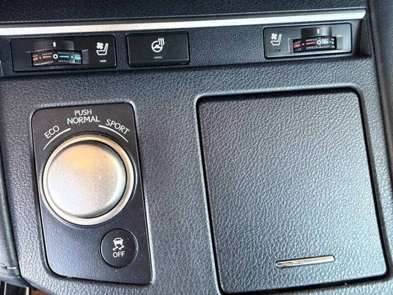 Used 2017 Lexus ES 350 w/ Navigation System Package FWD image 38