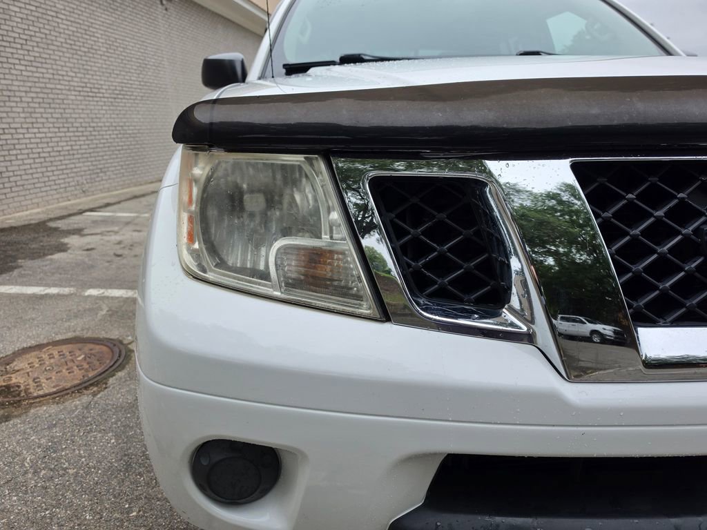 Used 2017 Nissan Frontier SV RWD image 16