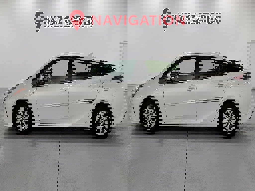 Used 2018 Toyota Prius Four w/ Advanced Technology Package image 5