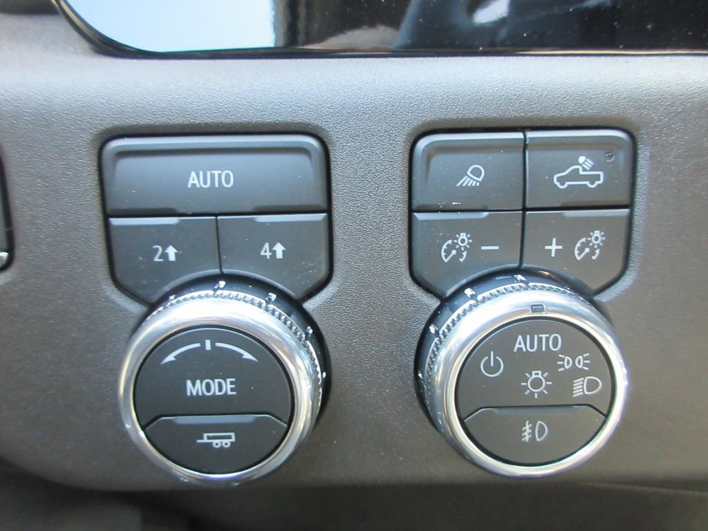 New 2026 GMC Sierra 1500 SLT w/ SLT Premium Plus Package AWD/4WD image 19