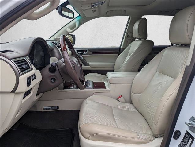 Used 2013 Lexus GX 460 Premium image 16