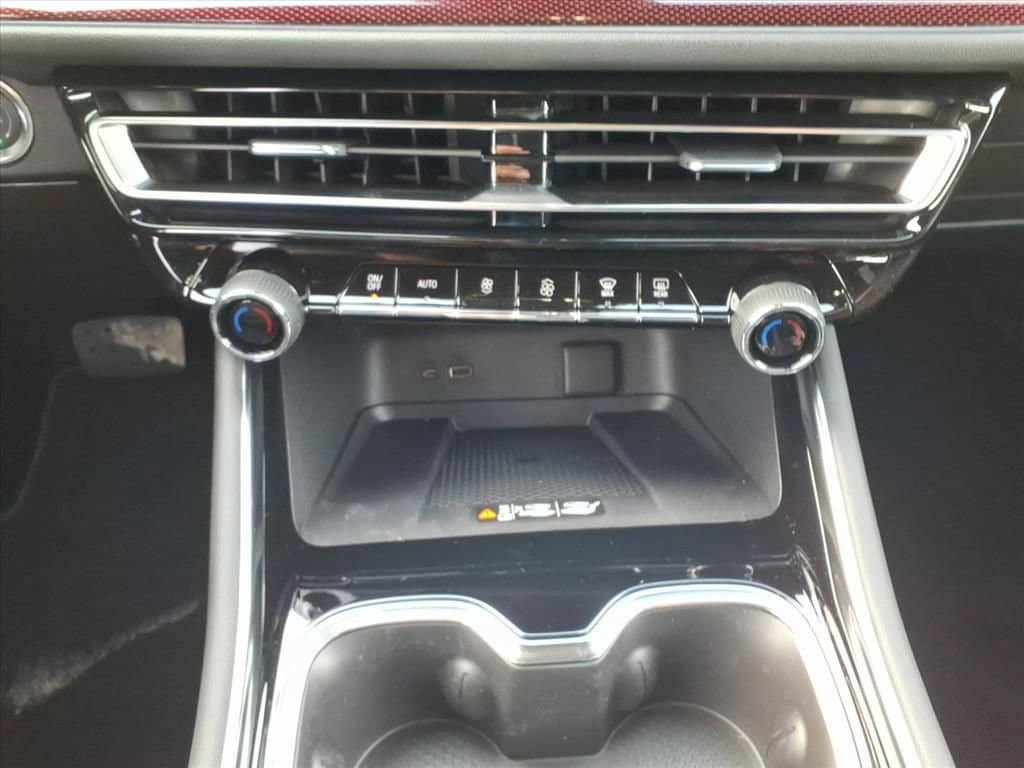 New 2026 Chevrolet Traverse RS FWD image 23