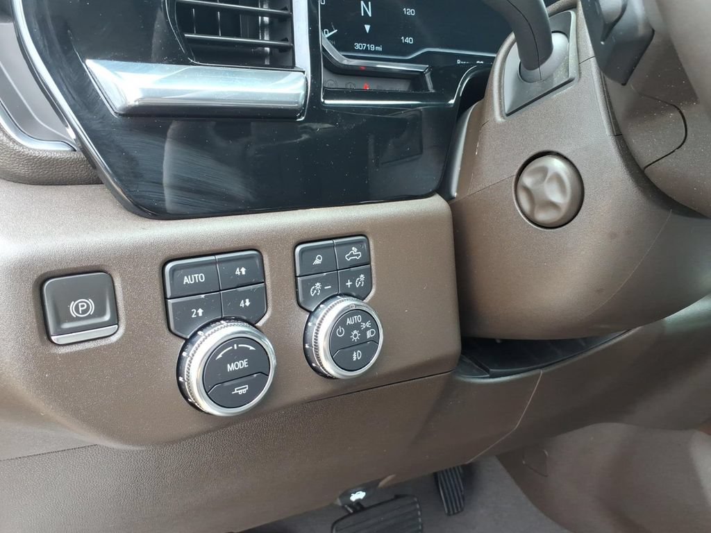 Used 2024 GMC Sierra 1500 SLT w/ SLT Premium Plus Package AWD/4WD image 24