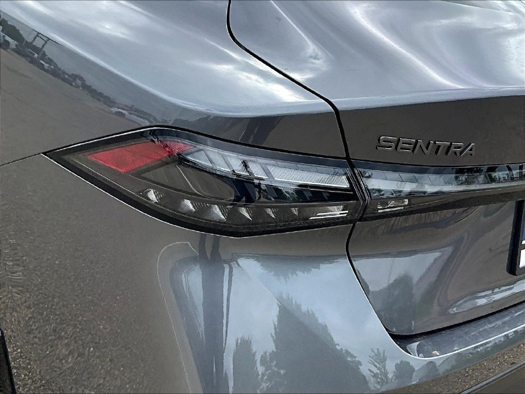 New 2026 Nissan Sentra SV w/ SV Convenience Package FWD image 28