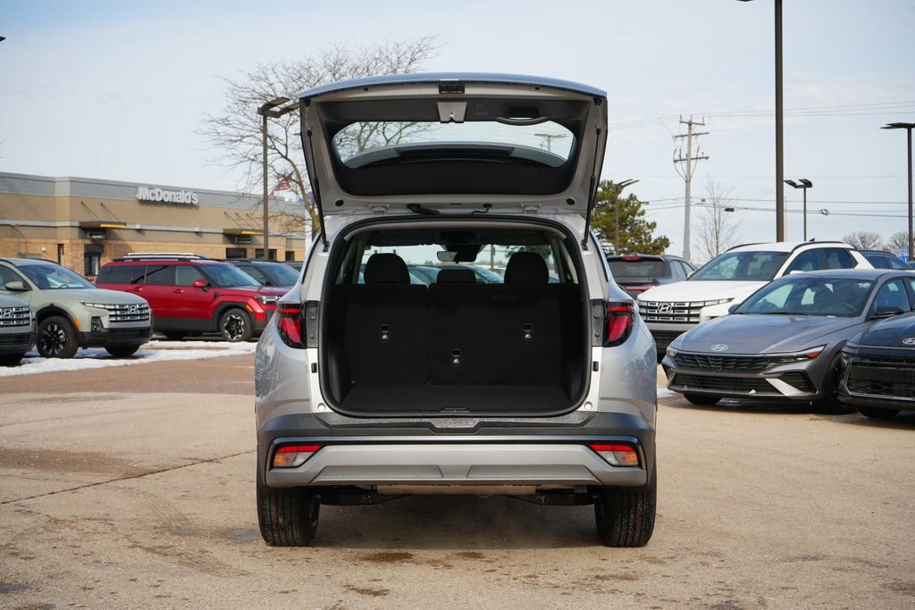 New 2026 Hyundai Tucson SE image 10