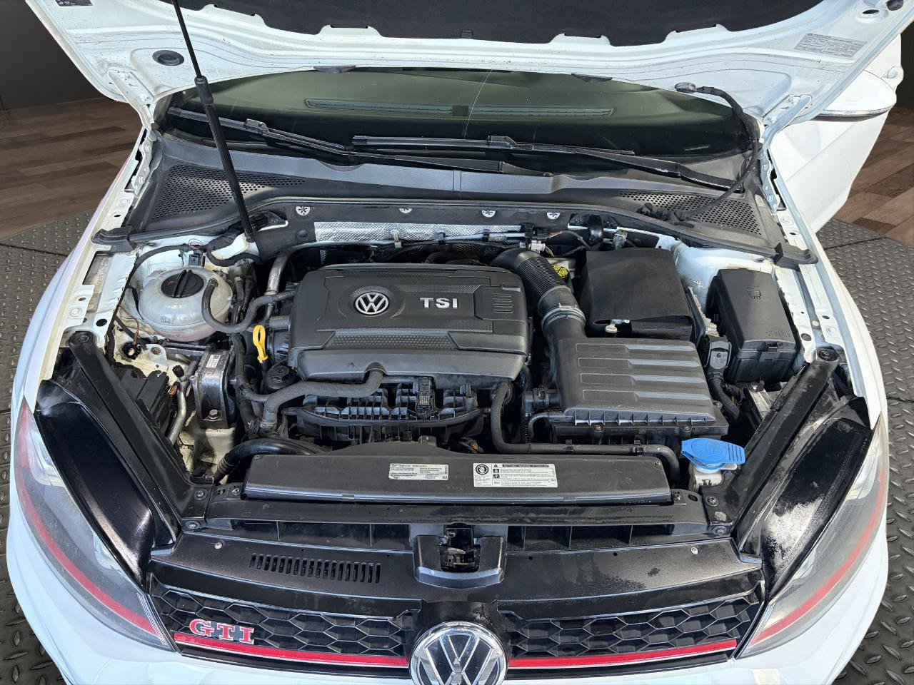 Used 2017 Volkswagen GTI Autobahn FWD image 21