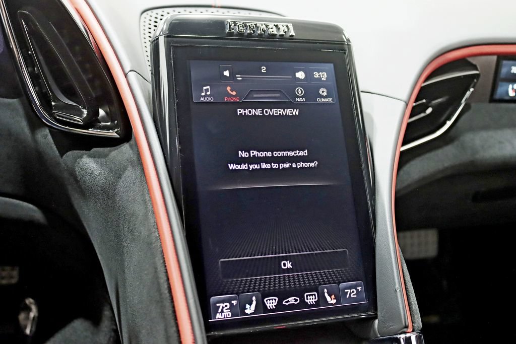 Used 2021 Ferrari Roma RWD image 24
