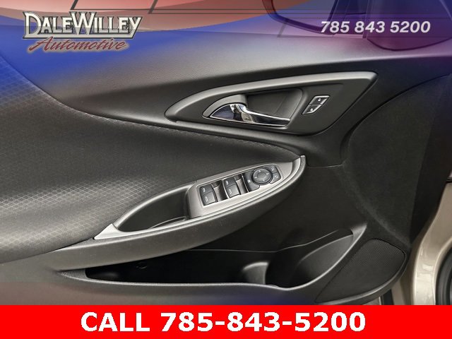 Used 2023 Chevrolet Malibu LT image 18