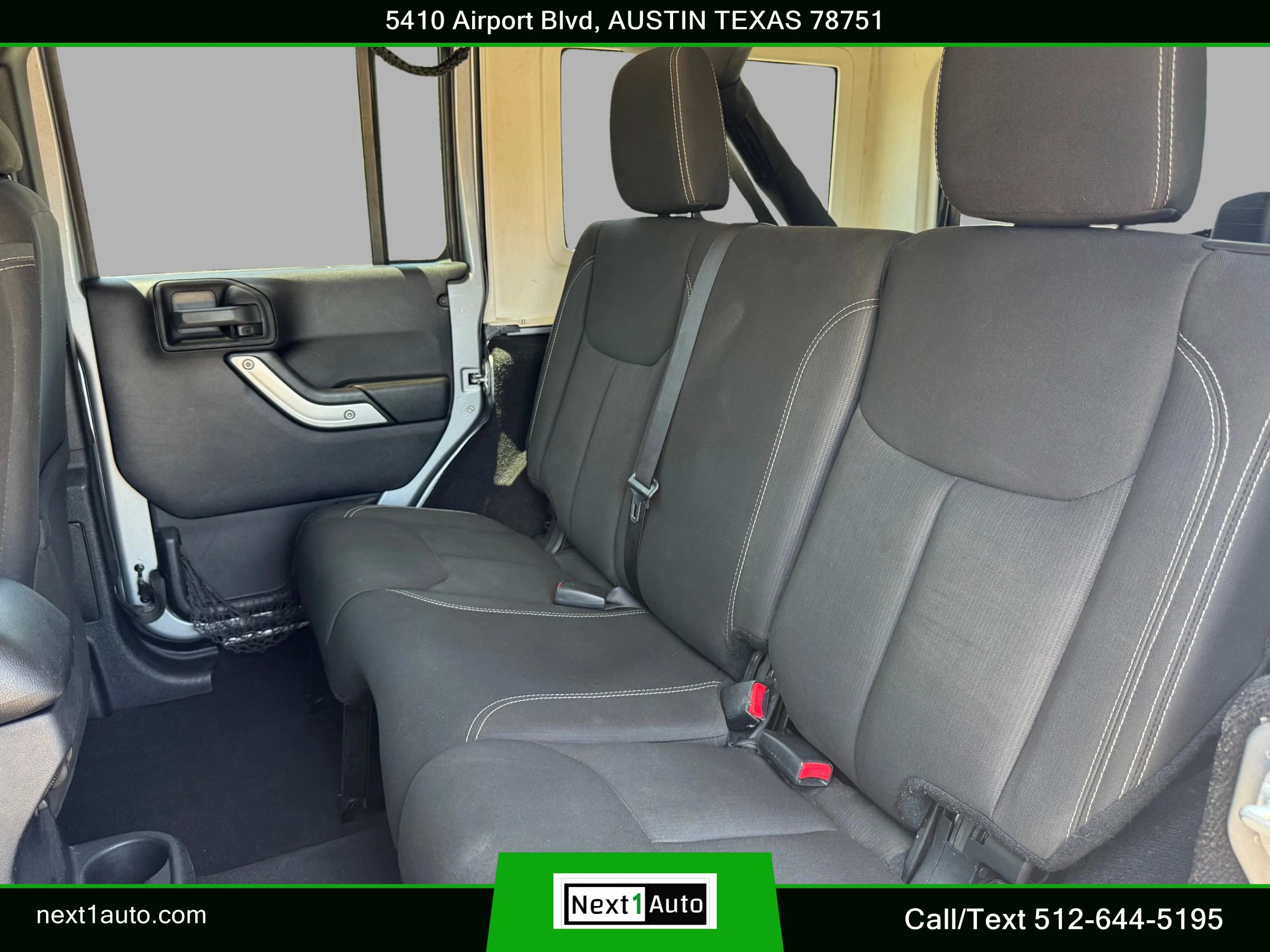 Used 2016 Jeep Wrangler Unlimited Sahara w/ Max Tow Package AWD/4WD image 29