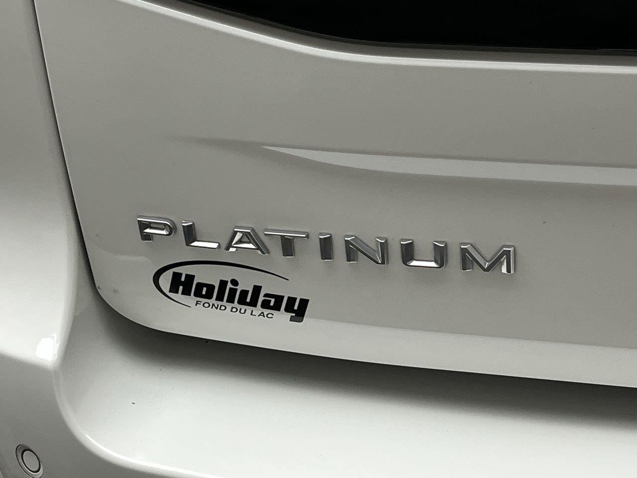 Certified 2025 Ford Expedition Platinum w/ Driver's Package AWD/4WD image 39