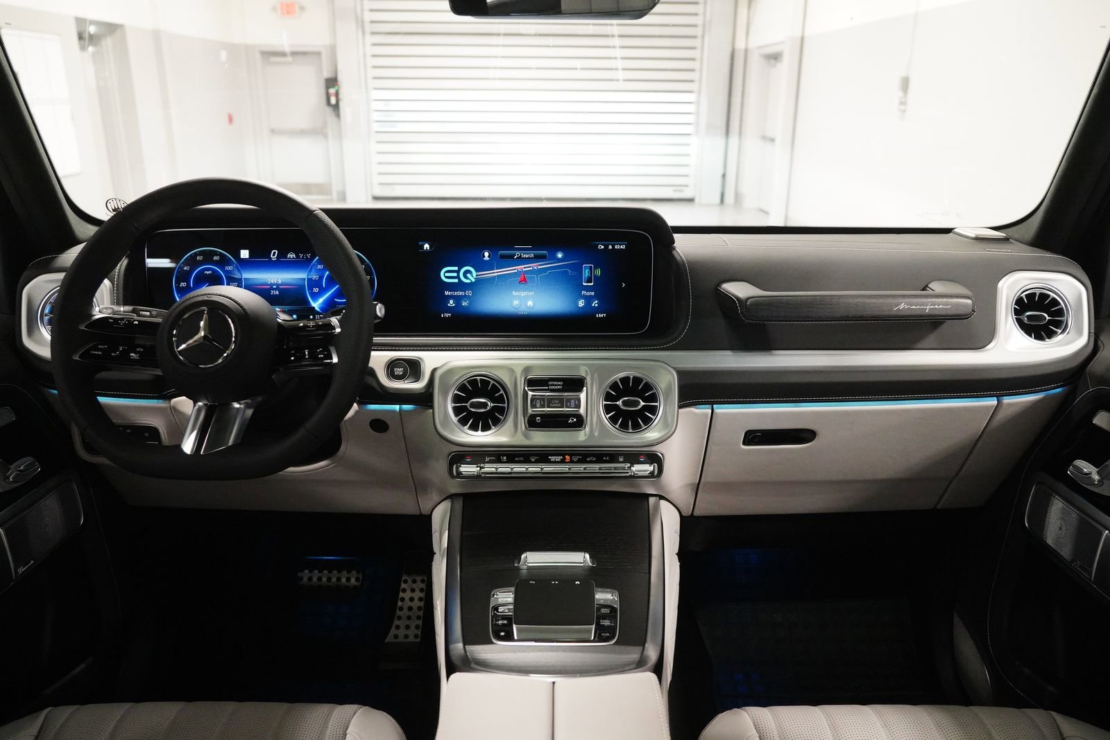 Used 2025 Mercedes-Benz G 580 w/ EQ Technology image 15