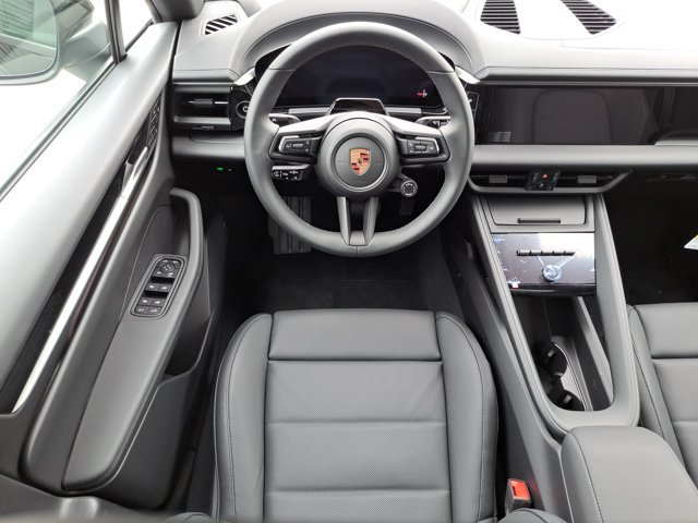 New 2026 Porsche Macan Electric RWD image 17