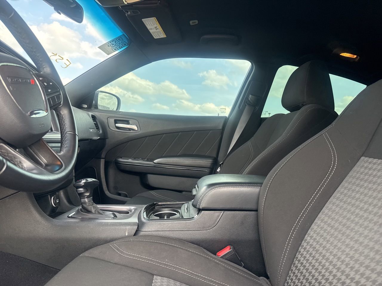 Used 2023 Dodge Charger SXT w/ Blacktop Package image 38