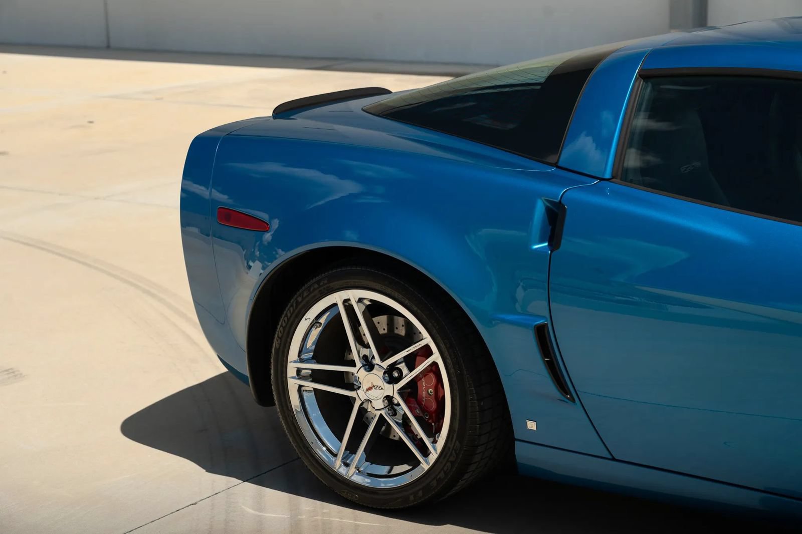 Used 2008 Chevrolet Corvette Z06 w/ Preferred Equipment Group RWD image 39