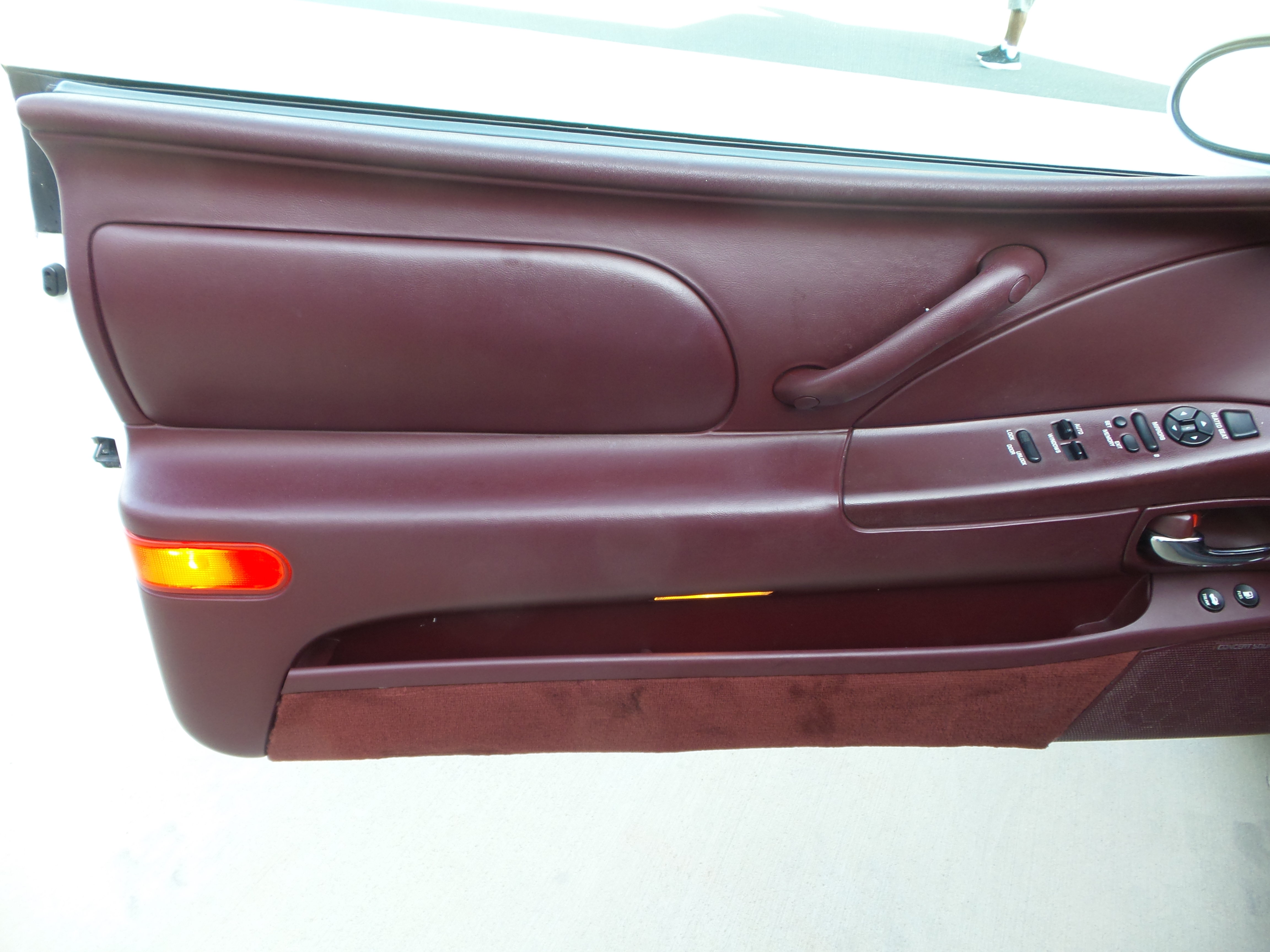 Used 1995 Buick Riviera Coupe FWD image 54